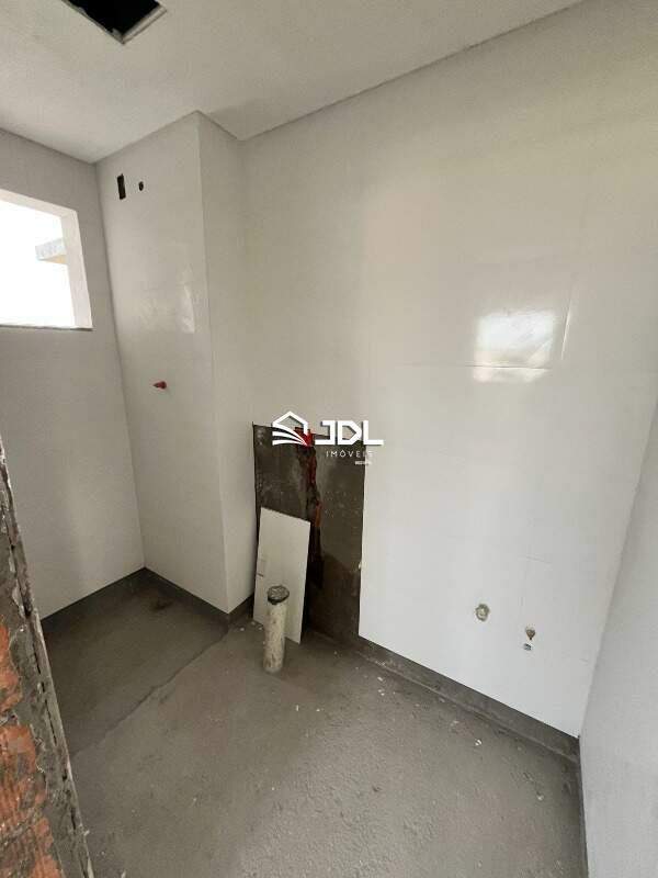 Apartamento à venda no bairro Carijós: 