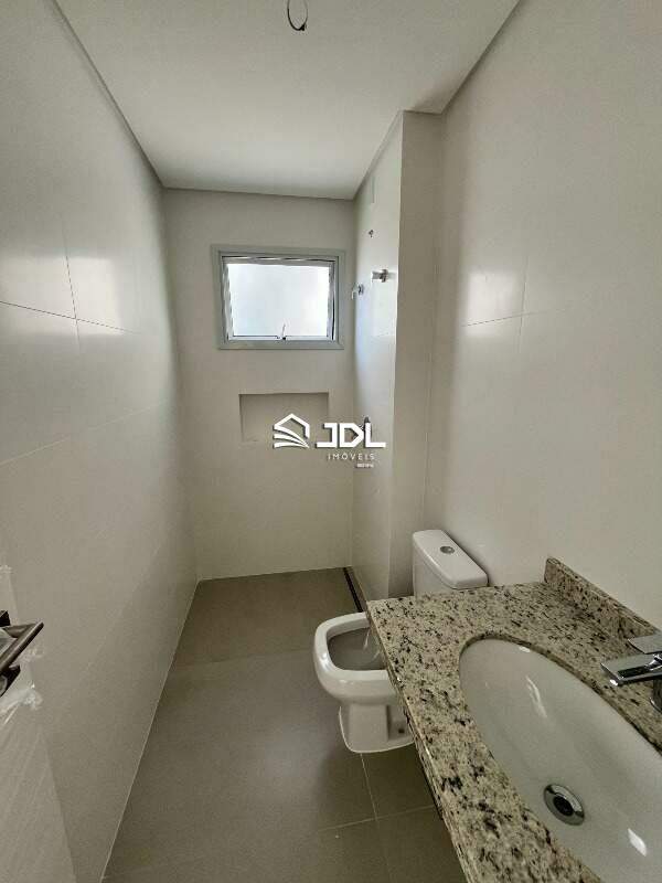 Apartamento à venda no bairro Trindade : 