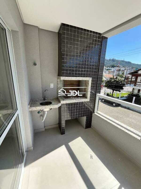 Apartamento à venda no bairro Trindade : 