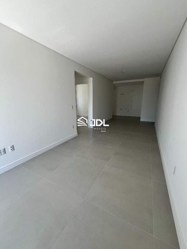 Apartamento à venda no bairro Trindade : 