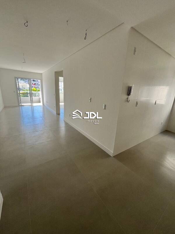 Apartamento à venda no bairro Trindade : 