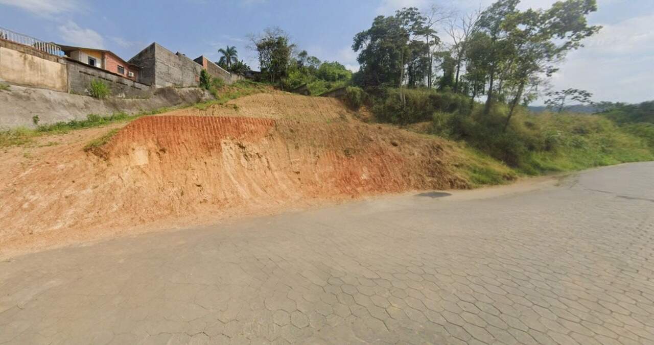 Terreno à venda no bairro Salto do Norte: 