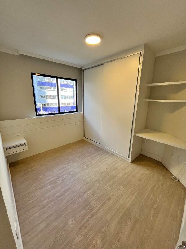 Apartamento à venda no bairro Barra Sul: