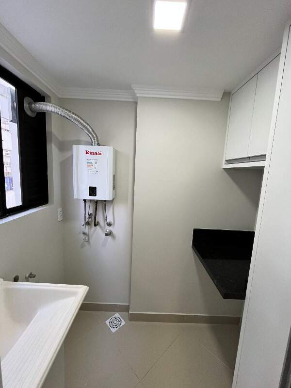 Apartamento à venda no bairro Barra Sul: