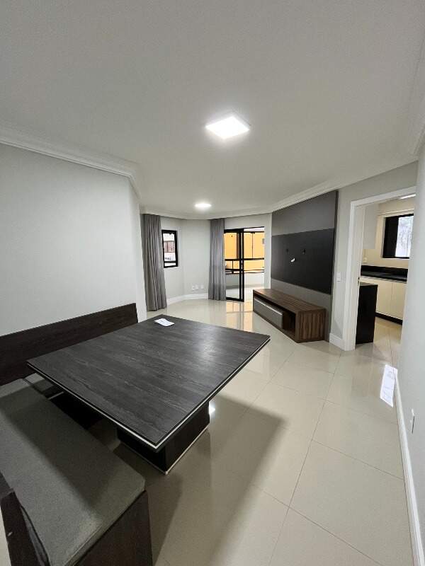 Apartamento à venda no bairro Barra Sul: 