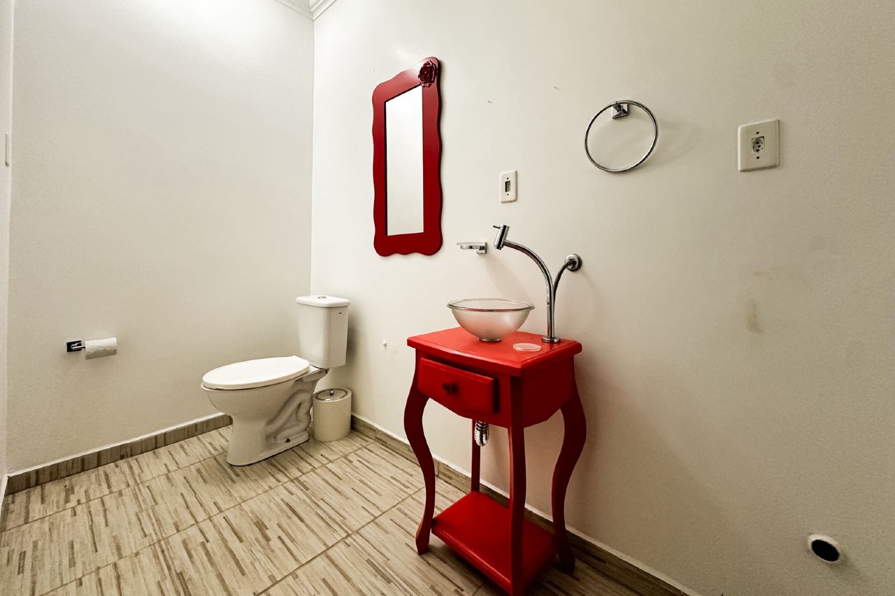 Casa à venda no bairro Escola Agrícola: 