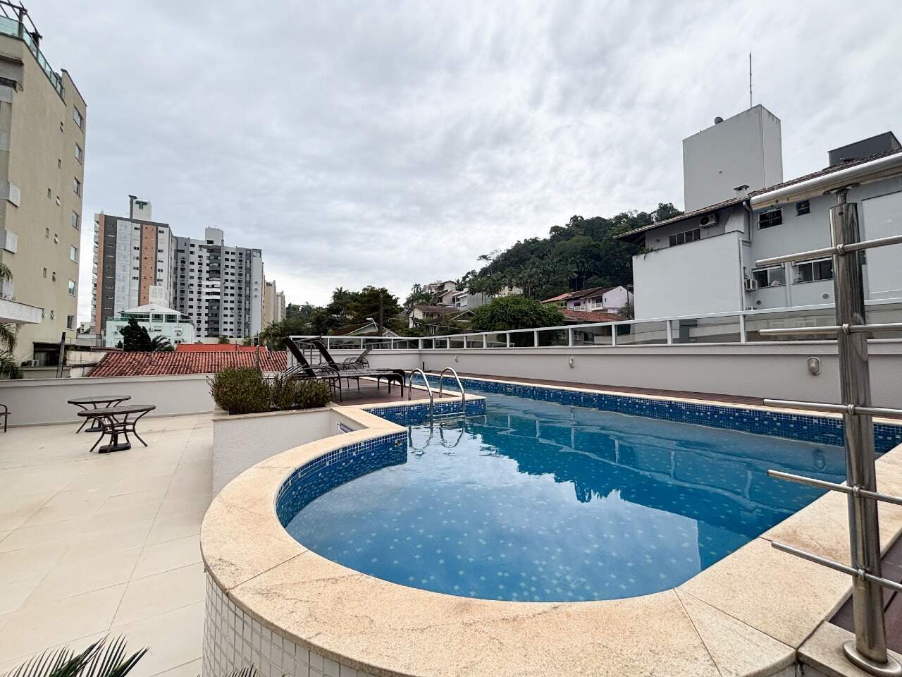 Apartamento à venda no bairro Vila Nova: 