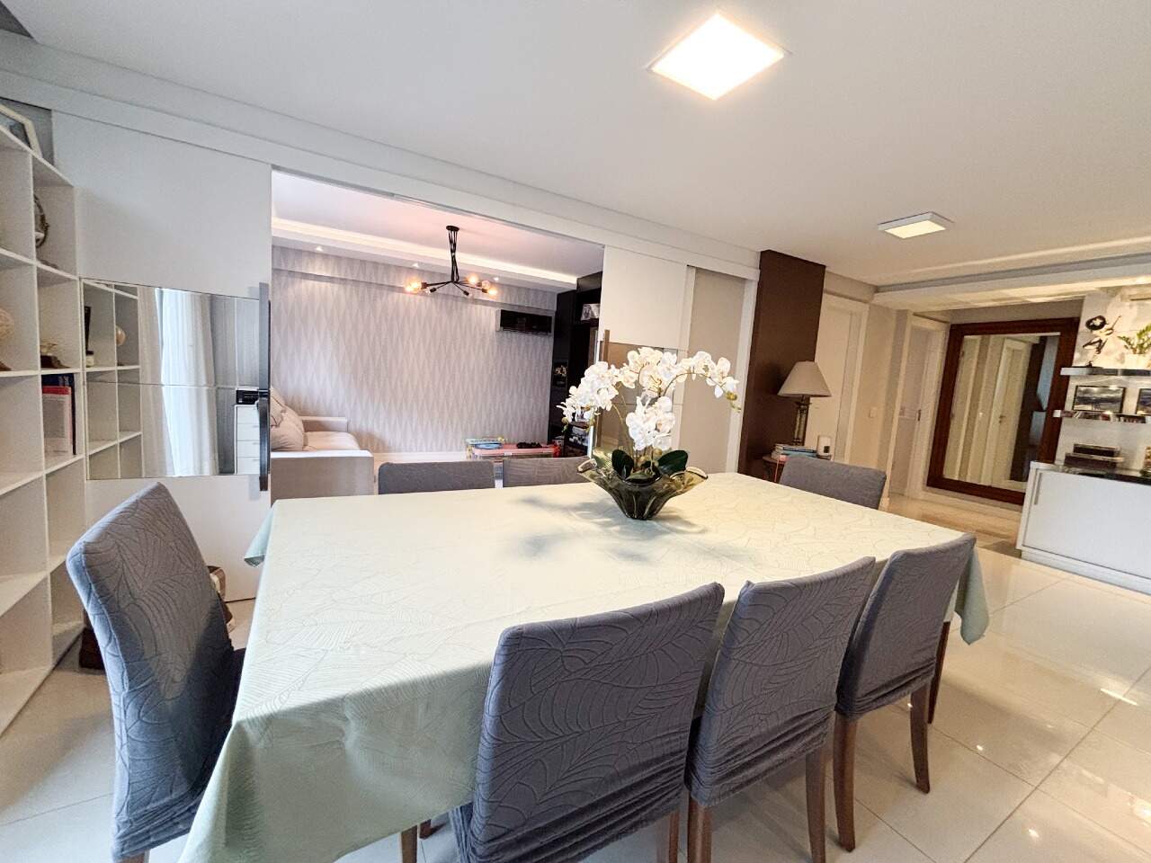 Apartamento à venda no bairro Vila Nova: