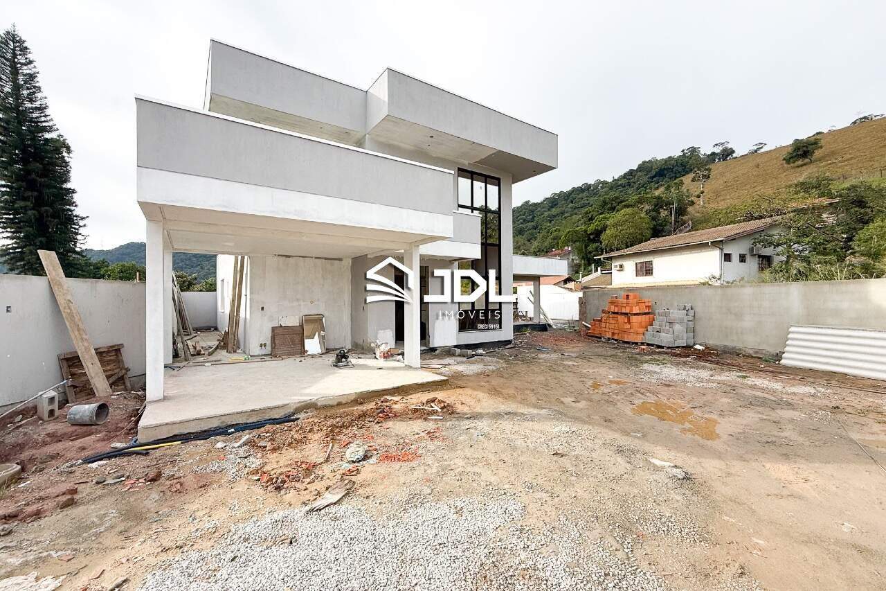 Casa à venda no bairro Bela Vista: 
