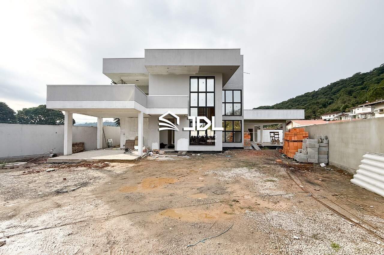 Casa à venda no bairro Bela Vista: 