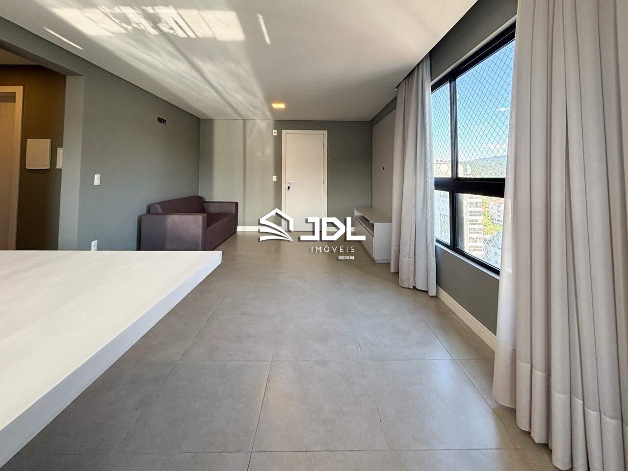 Apartamento à venda no bairro Vila Nova: 