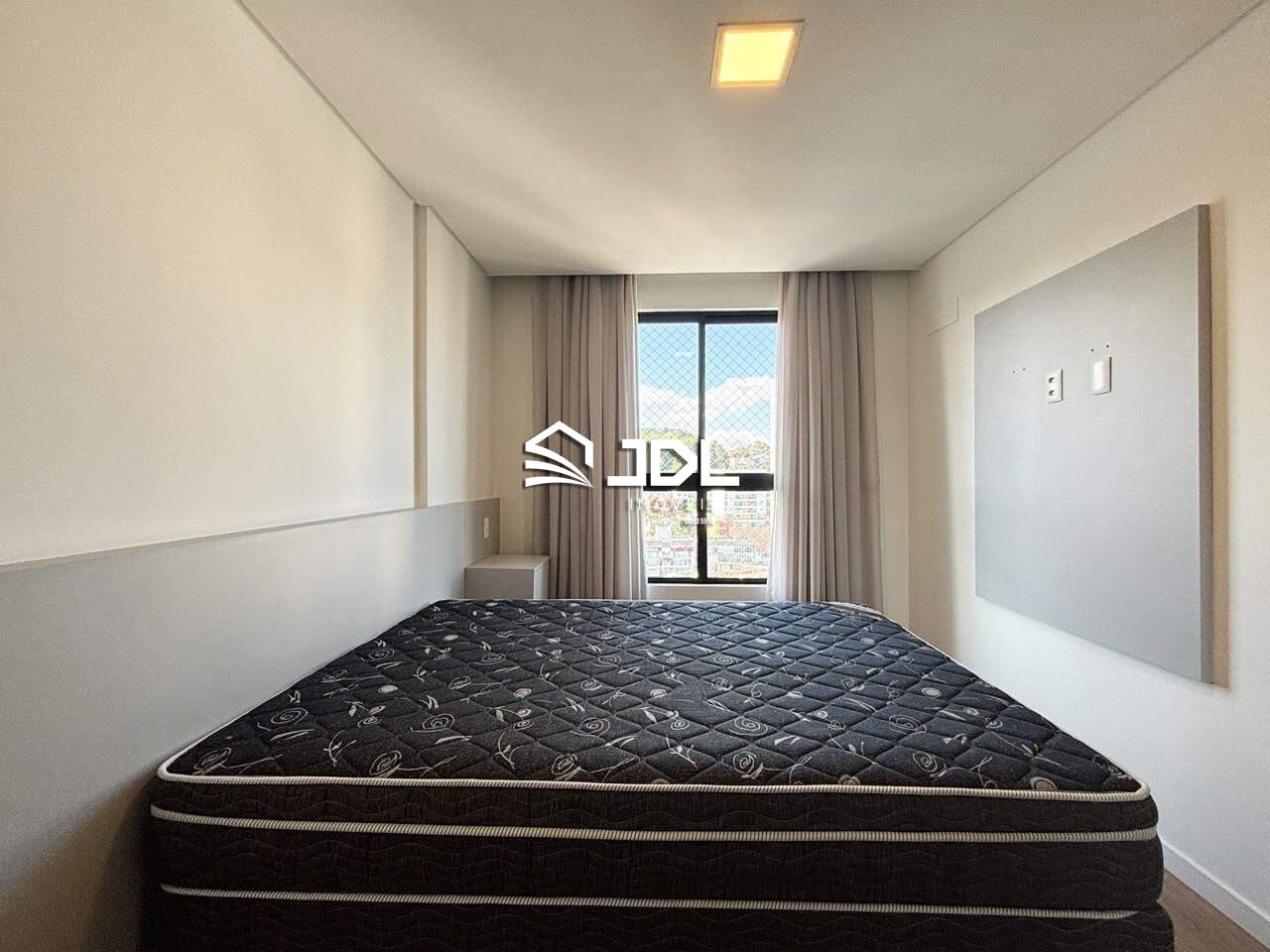 Apartamento à venda no bairro Vila Nova: 