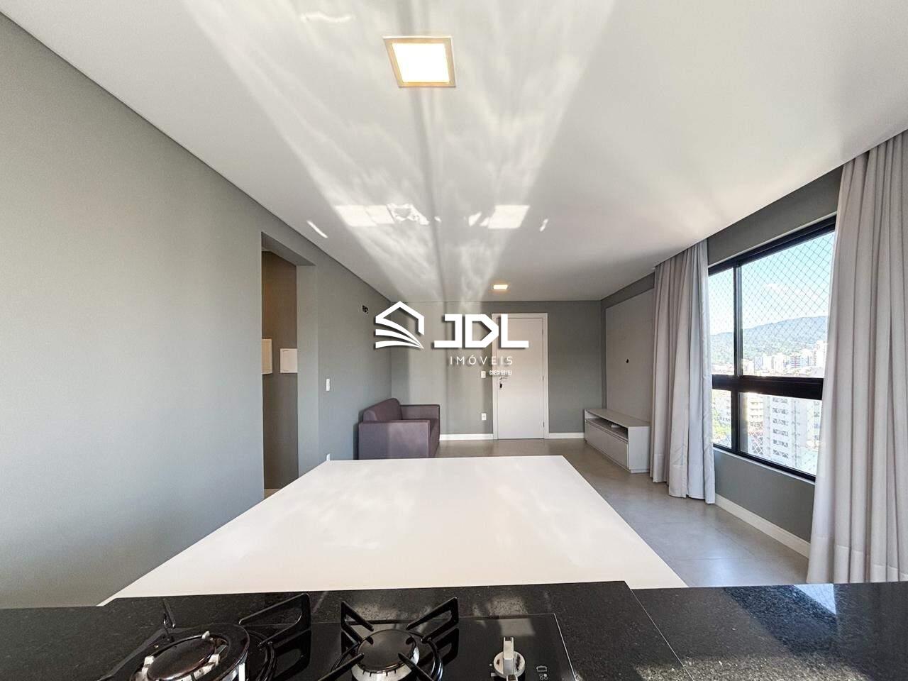 Apartamento à venda no bairro Vila Nova: 