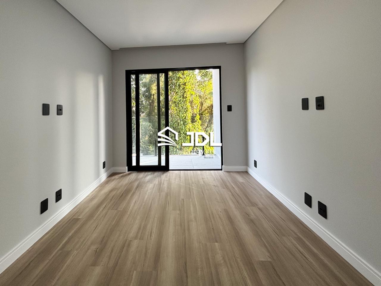 Casa à venda no bairro Água Verde: 