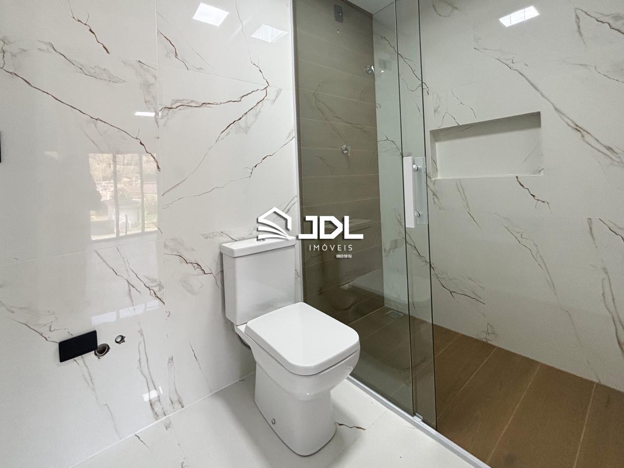 Casa à venda no bairro Água Verde: 