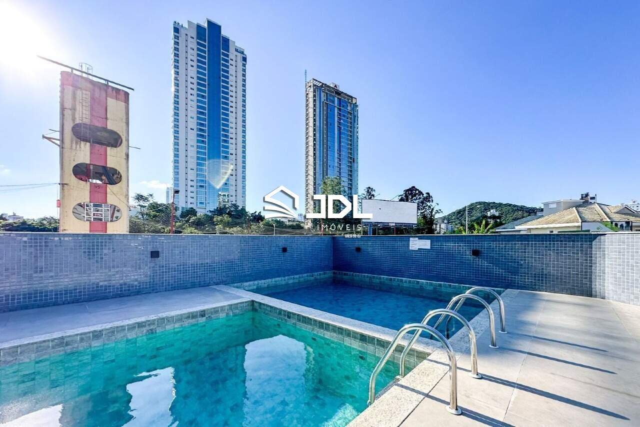 Apartamento à venda no bairro Centro: 