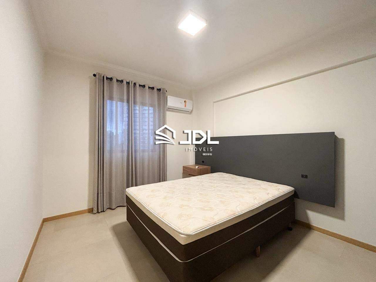 Apartamento à venda no bairro Centro: 