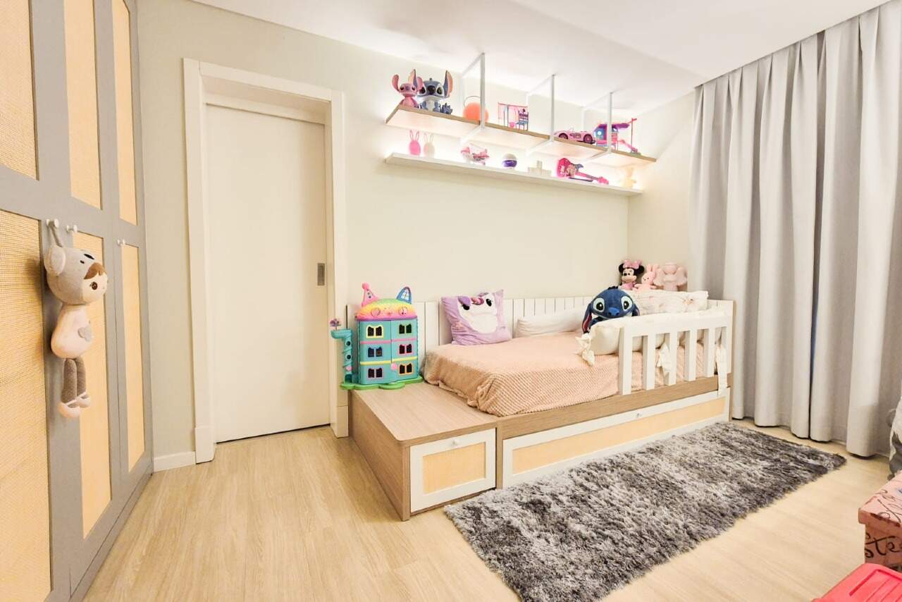 Apartamento à venda no bairro Velha: 