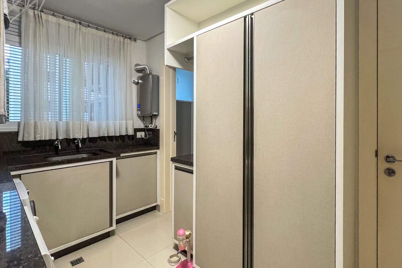 Apartamento à venda no bairro Vila Nova: 