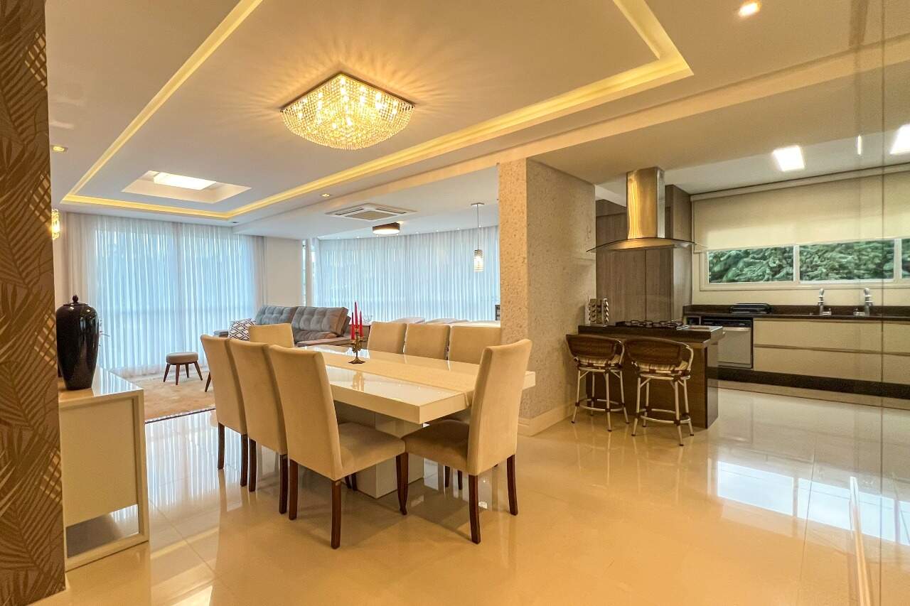 Apartamento à venda no bairro Vila Nova: 