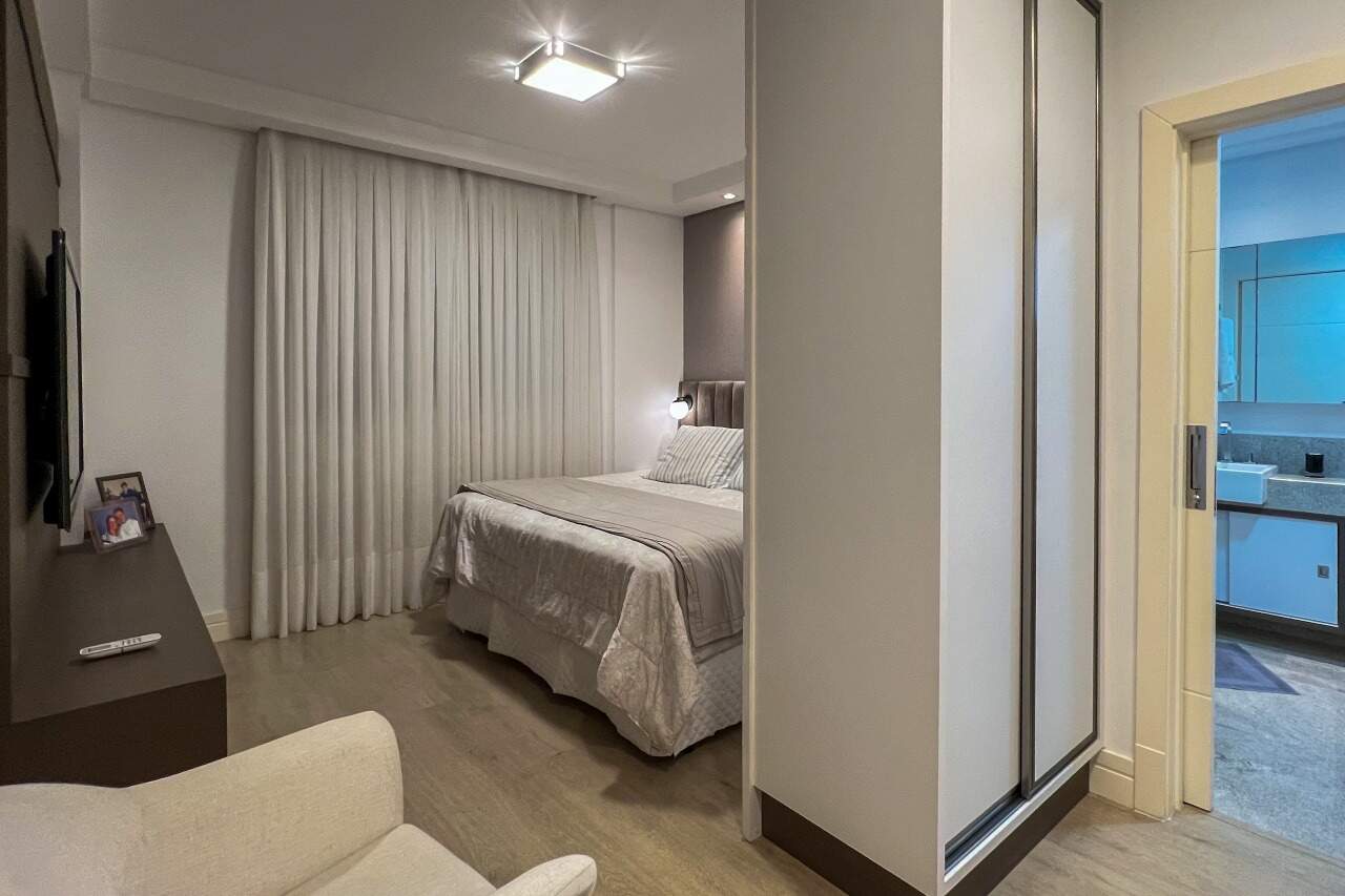 Apartamento à venda no bairro Vila Nova: 