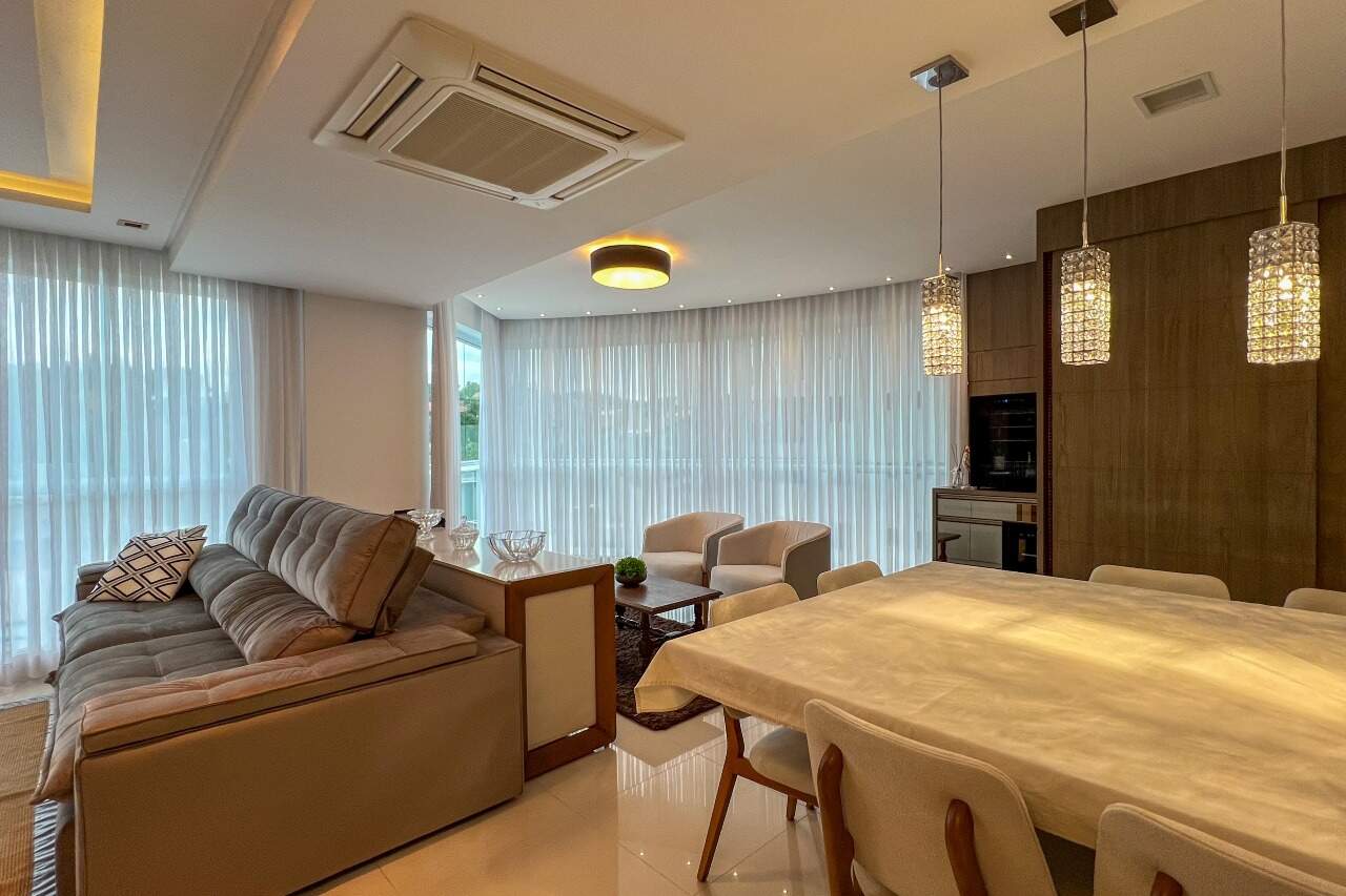 Apartamento à venda no bairro Vila Nova: 