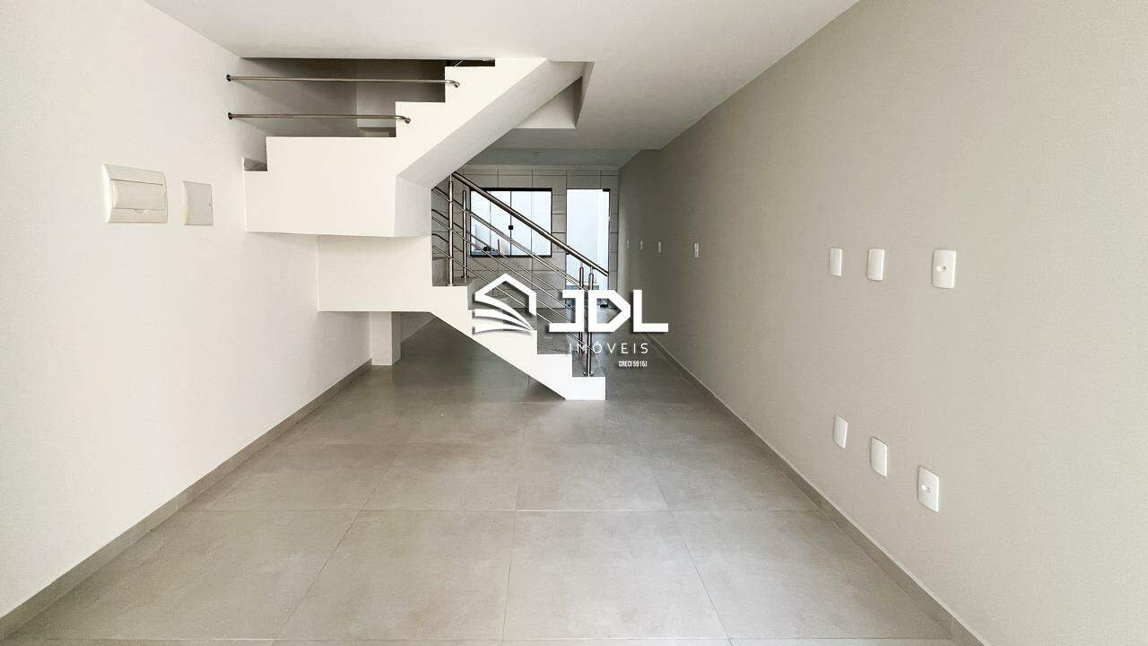 Excelente sobrado com acabamentos de alto padrão no bairro Escola Agricola por R$465 MIL!!! — foto 7