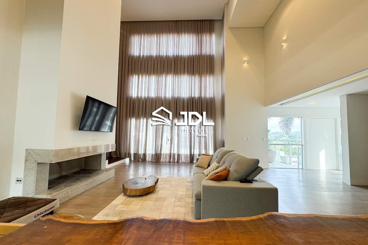 Casa à venda no bairro Itoupava Central: 