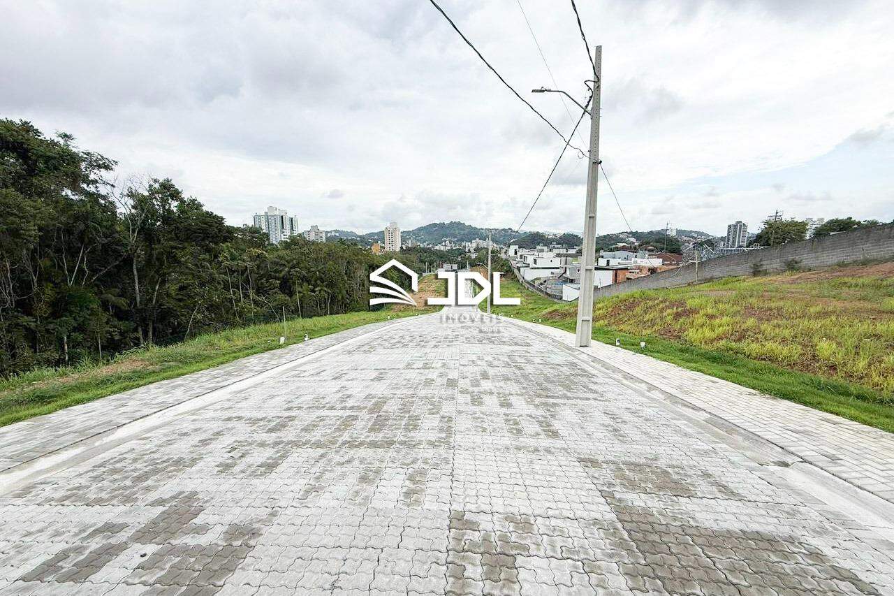Lote em condomínio à venda no bairro Velha: