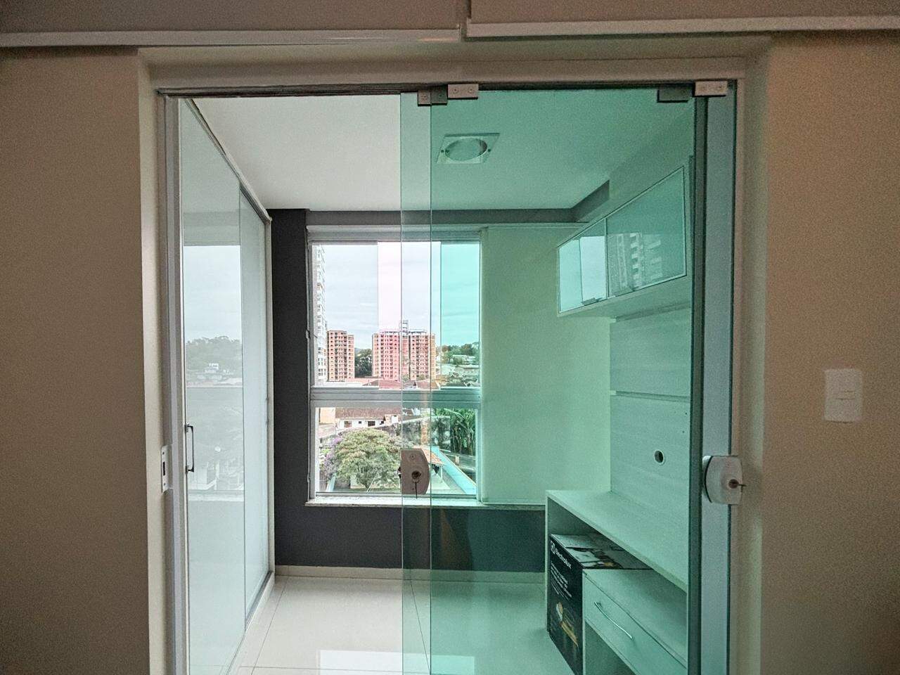 Apartamento à venda no bairro Escola Agrícola: 