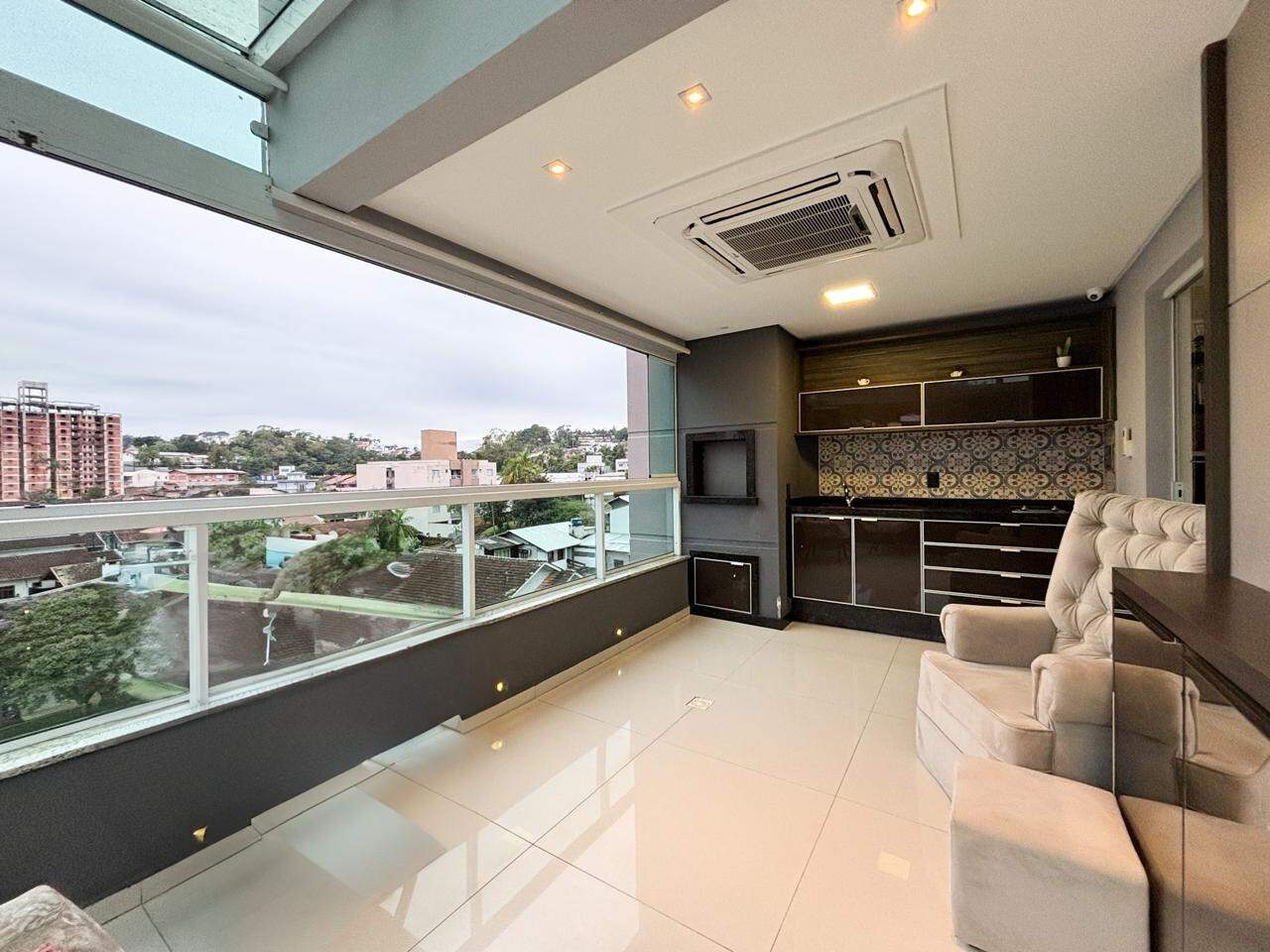 Apartamento à venda no bairro Escola Agrícola: