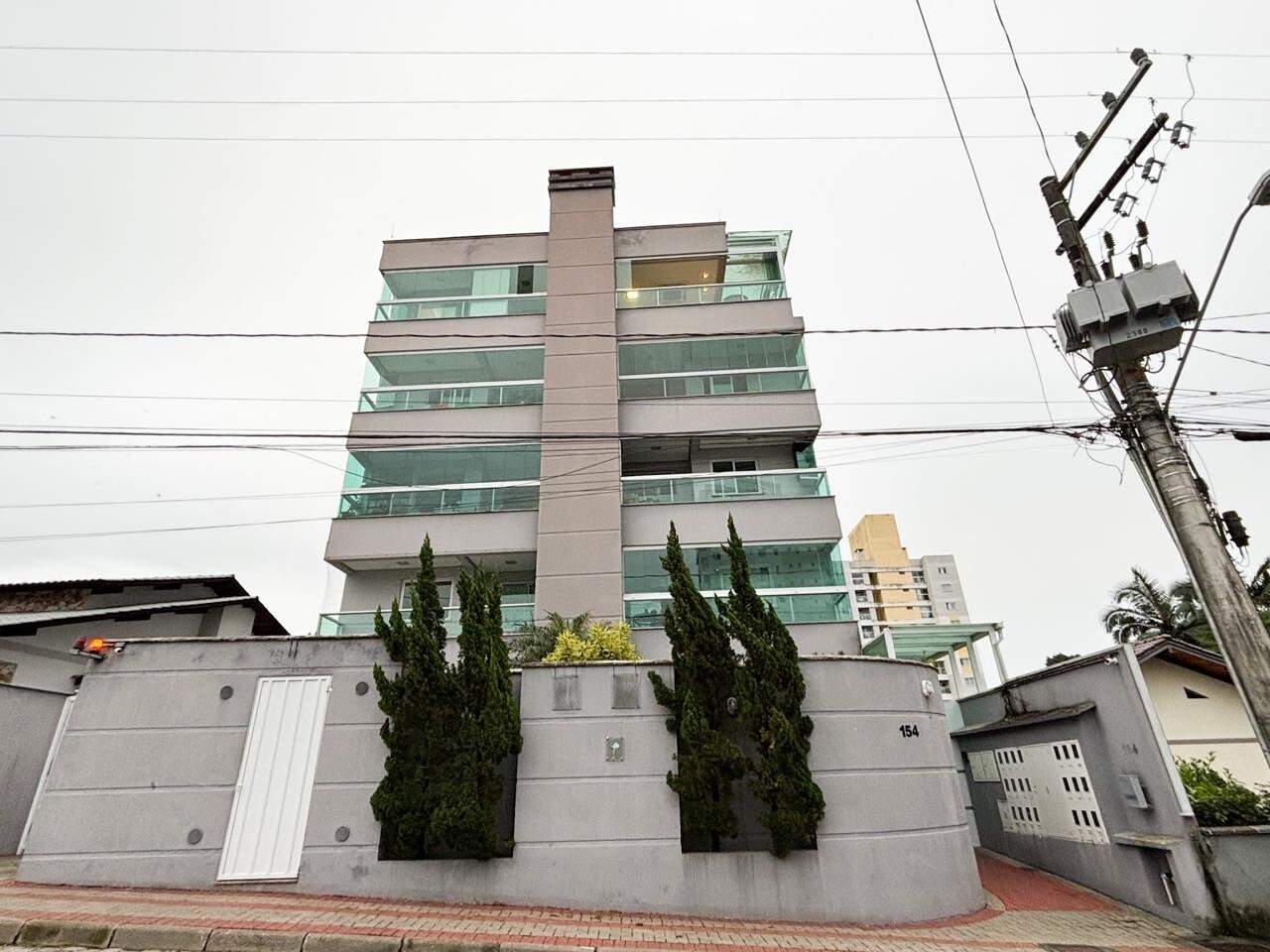 Apartamento à venda no bairro Escola Agrícola: 
