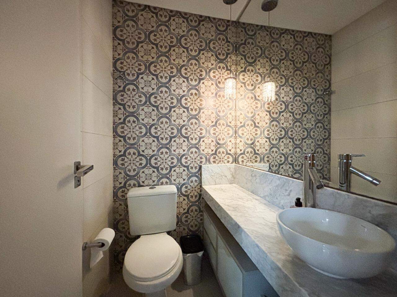 Apartamento à venda no bairro Escola Agrícola: 