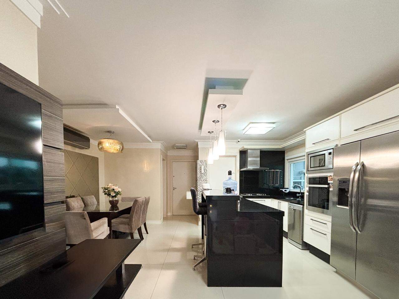 Apartamento à venda no bairro Escola Agrícola: 