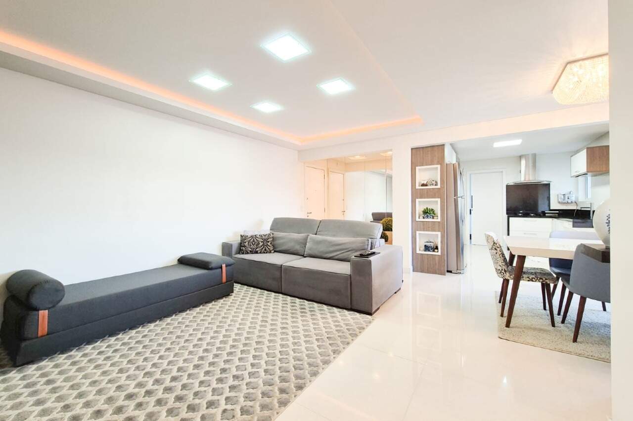 Apartamento à venda no bairro Vila Nova: 