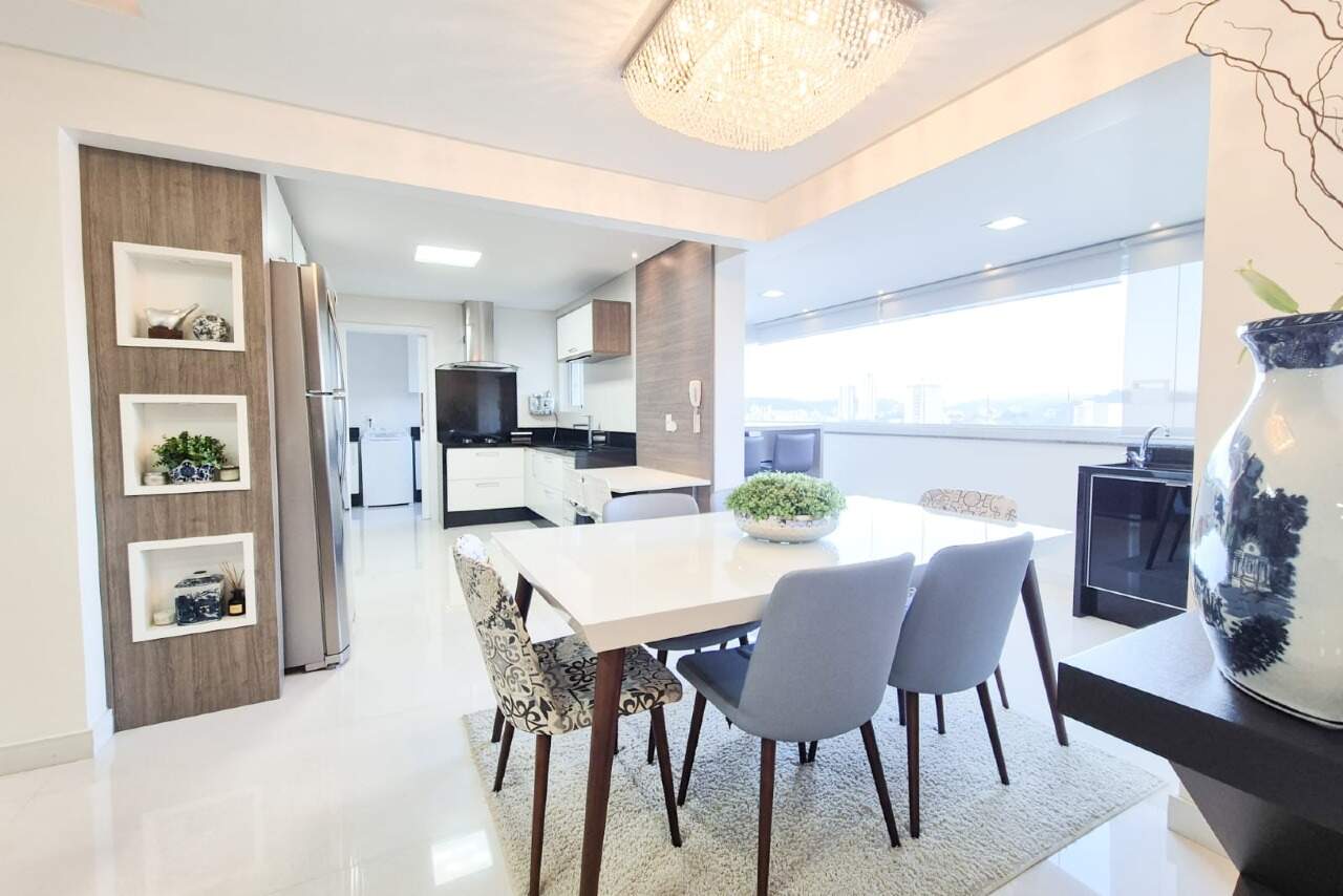 Apartamento à venda no bairro Vila Nova: 