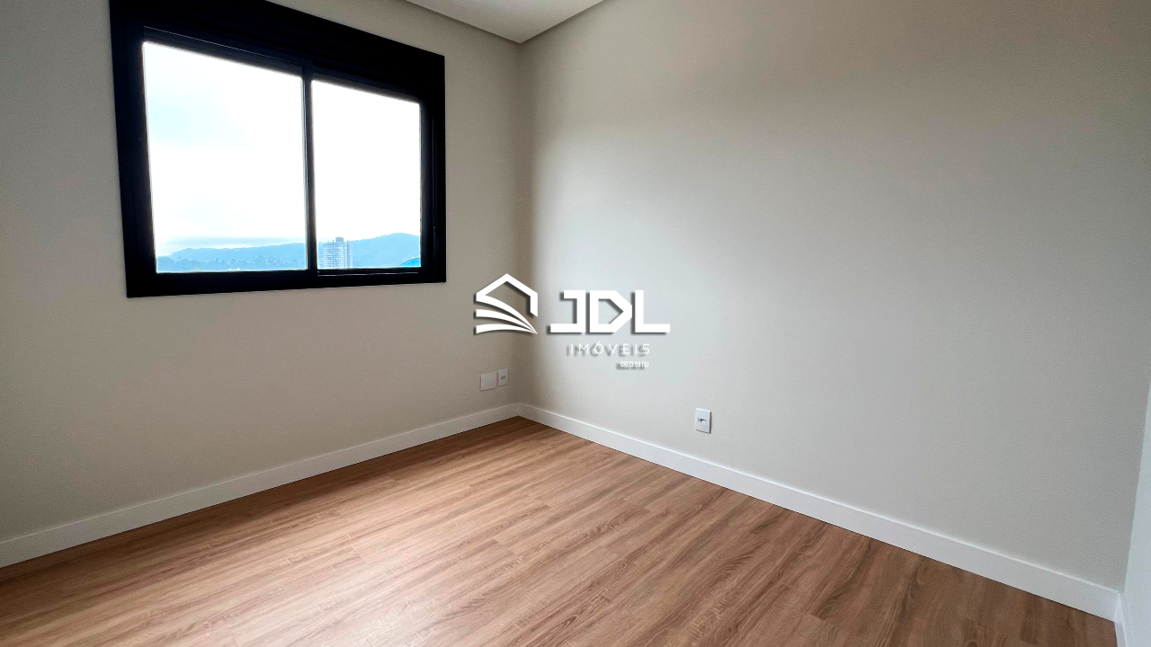 Apartamento à venda no bairro Vorstadt: 