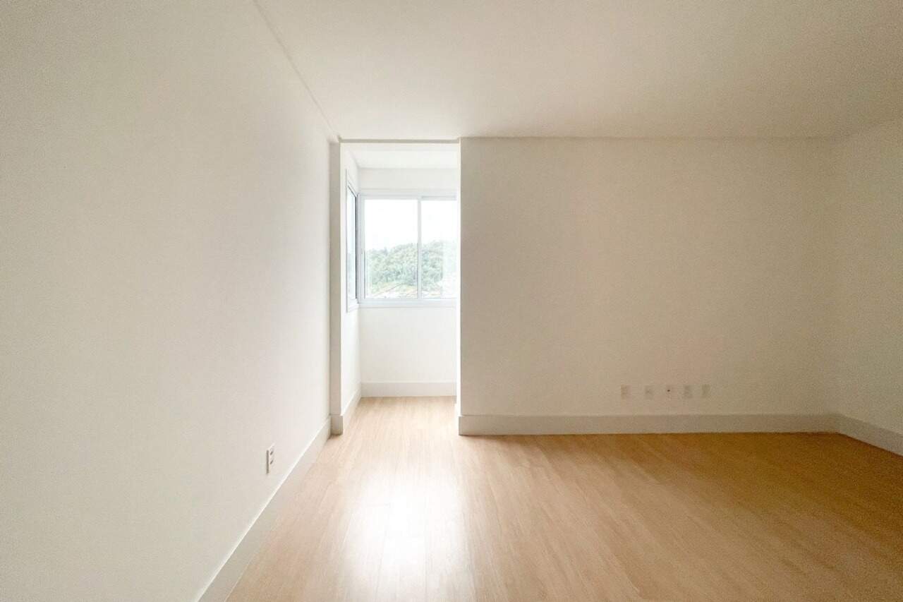 Apartamento à venda no bairro Vila Nova: 