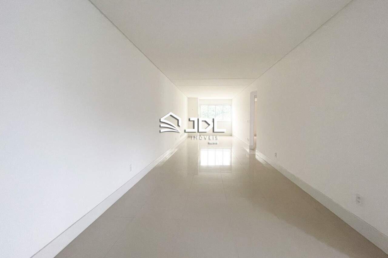 Apartamento à venda no bairro Vila Nova: