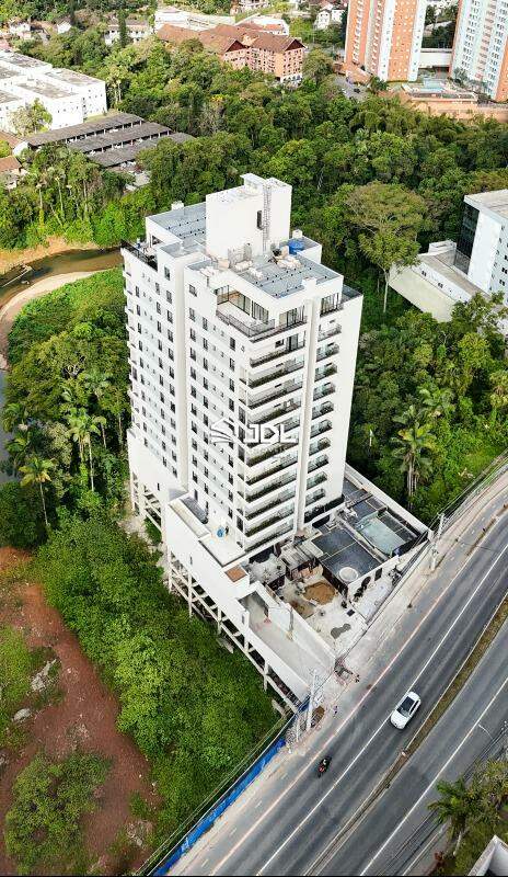 Apartamento à venda no bairro Jardim Blumenau: 