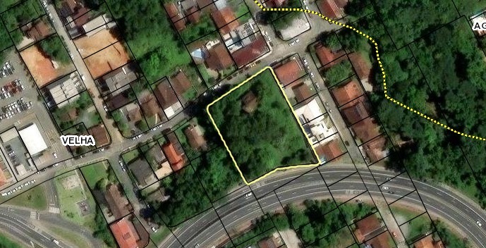 Terreno à venda no bairro Velha: 