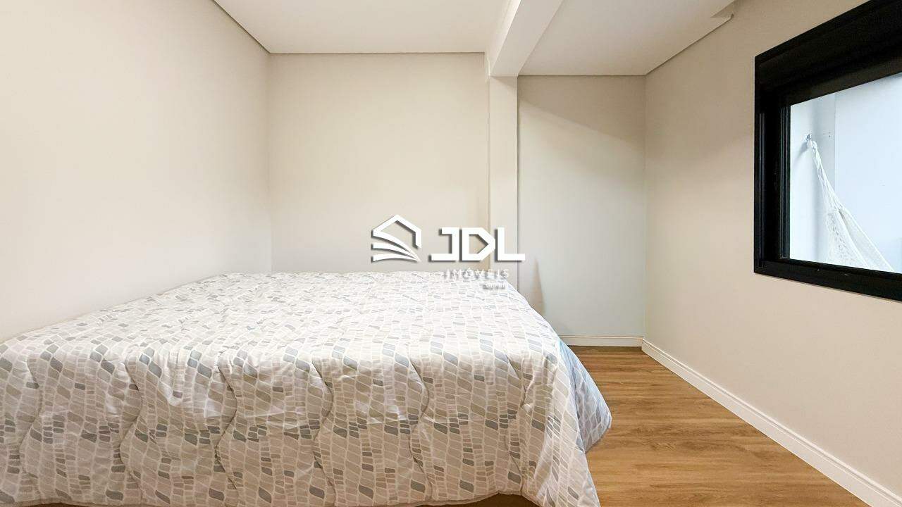 Casa à venda no bairro Velha:
