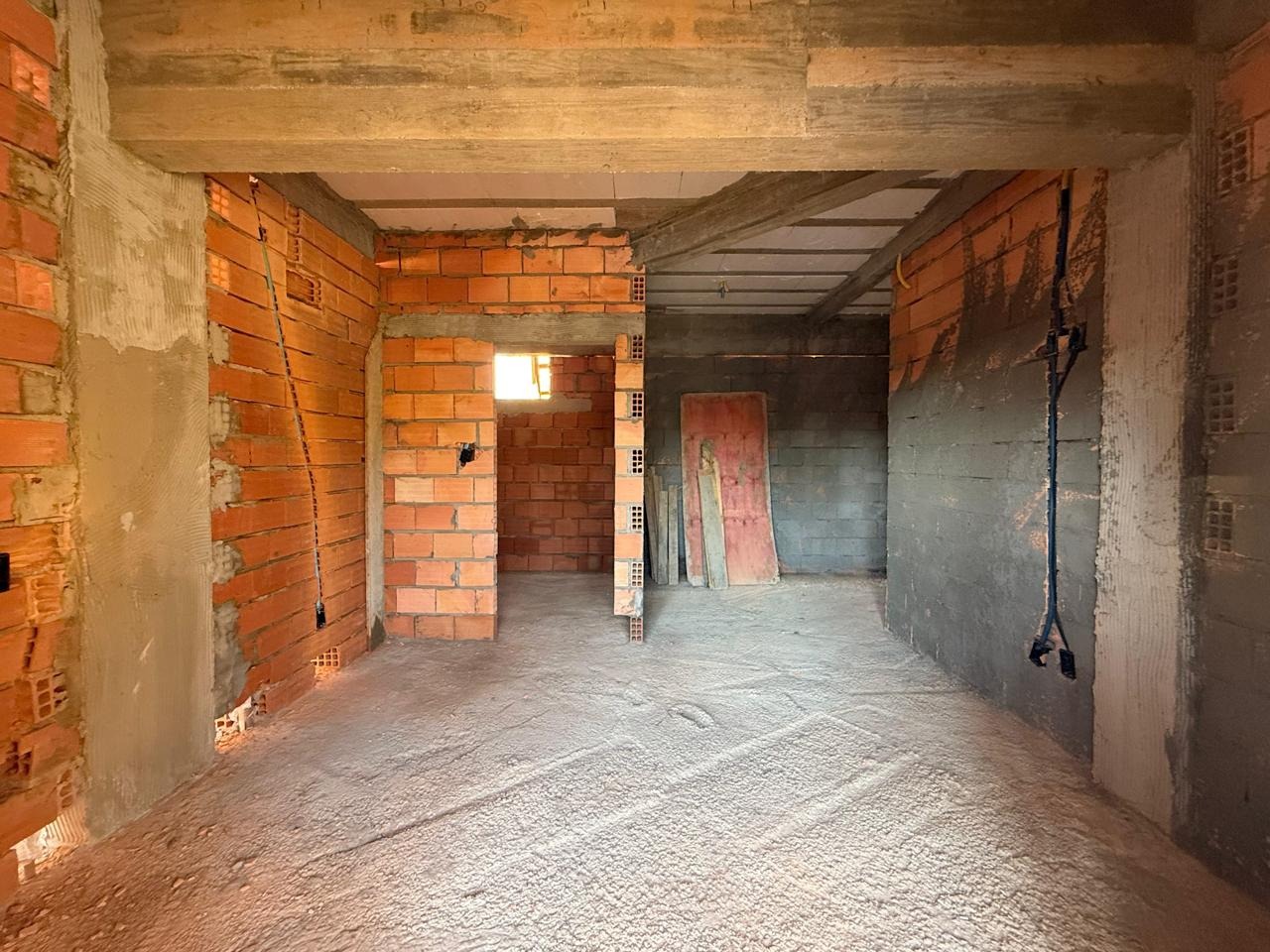 Casa à venda no bairro Velha: 