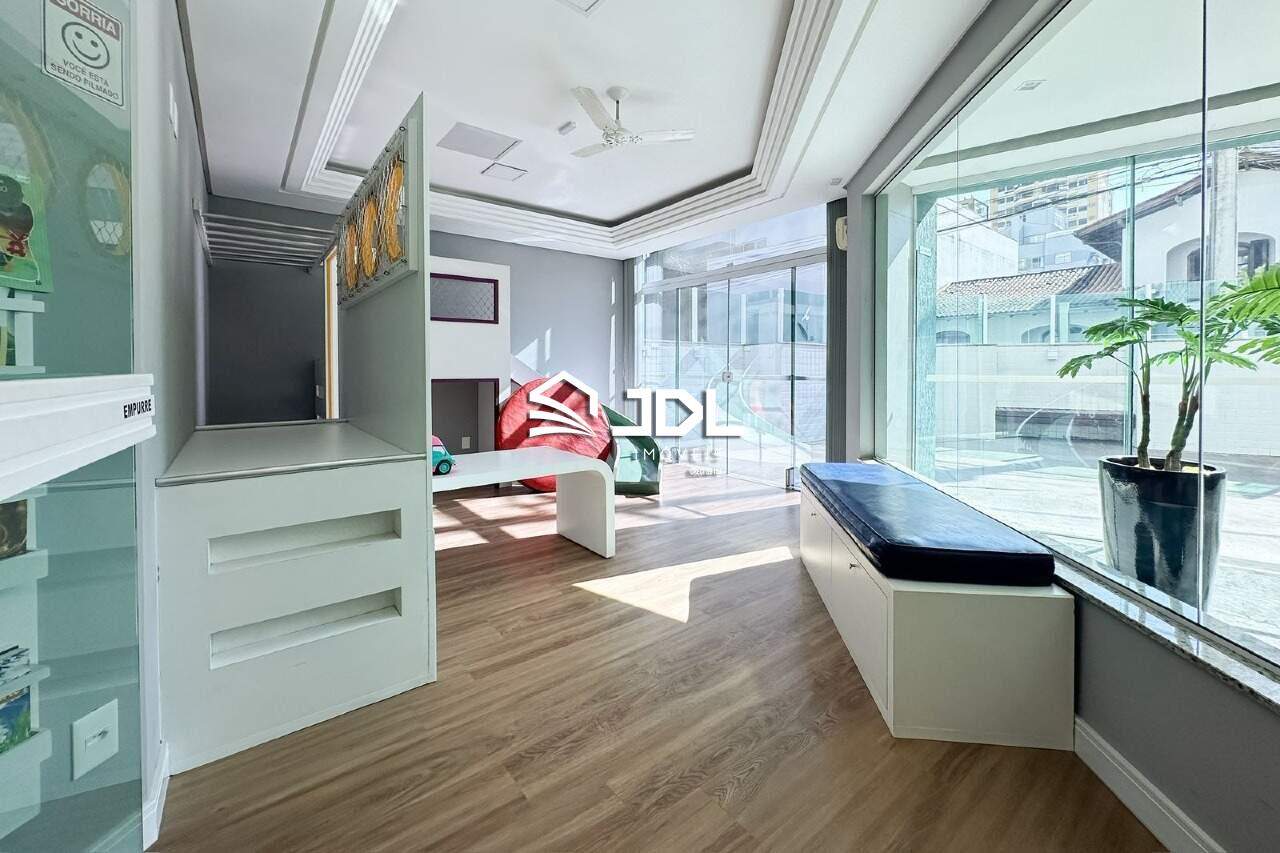 Apartamento à venda no bairro Victor Konder: 