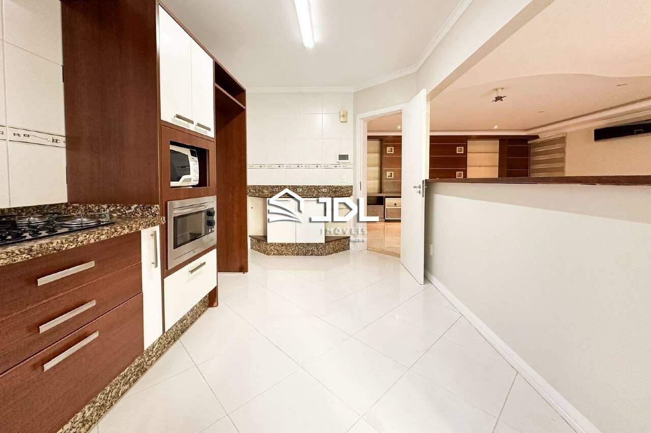 Apartamento à venda no bairro Victor Konder: 