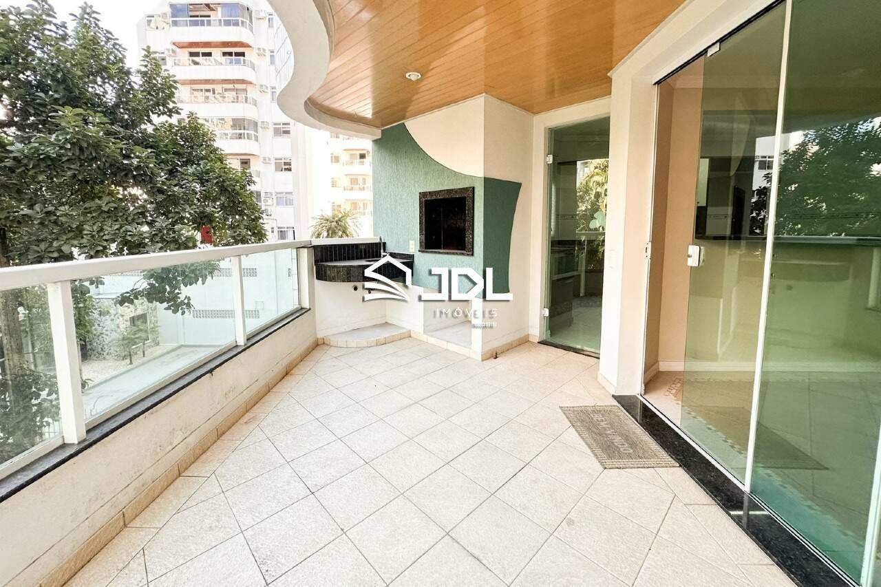 Apartamento à venda no bairro Victor Konder: 