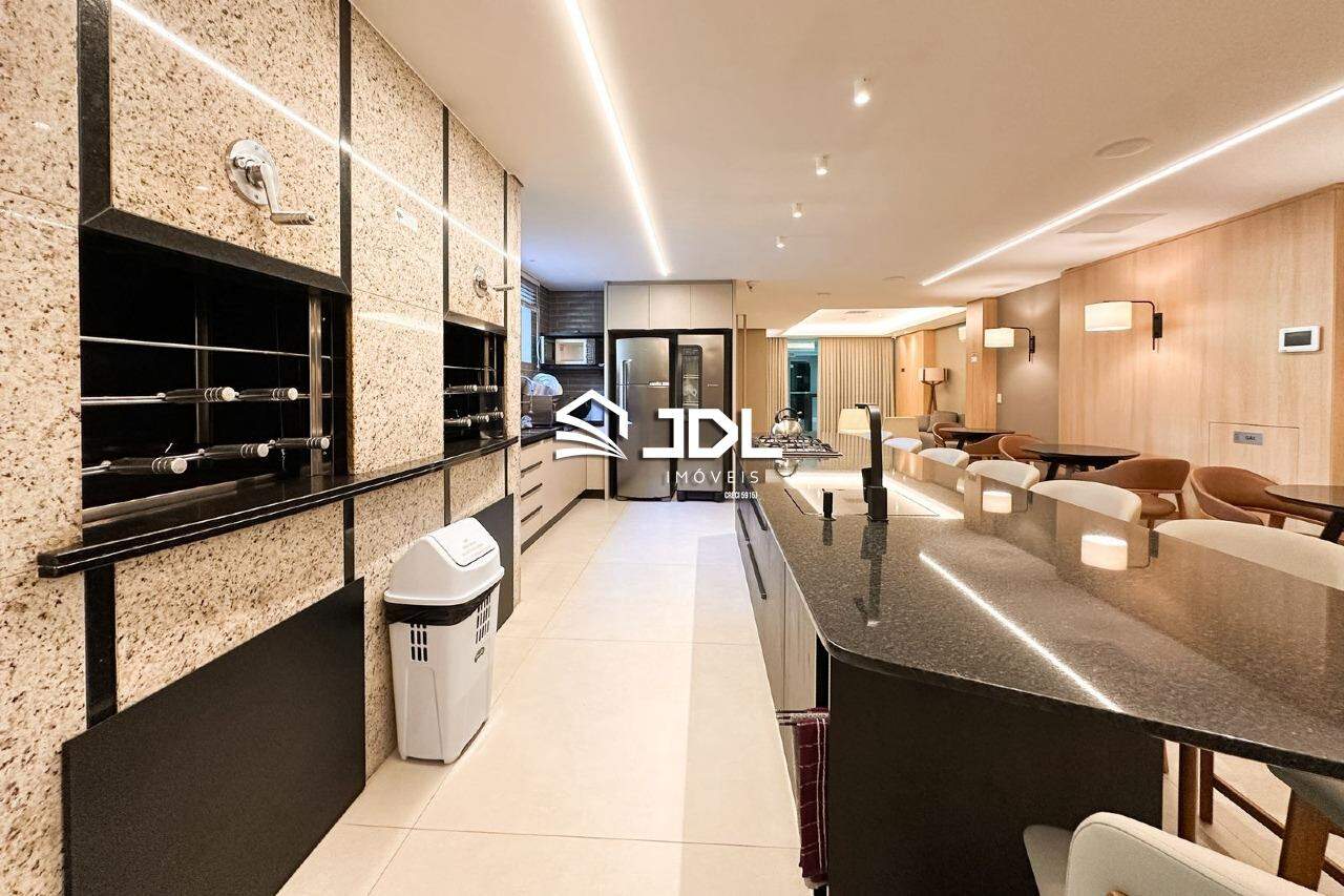 Apartamento à venda no bairro Victor Konder: 