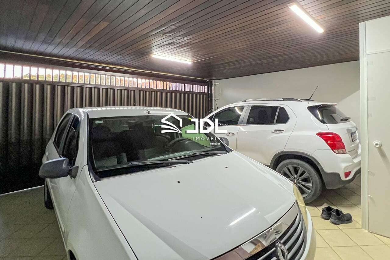 Casa à venda no bairro Tribess: 