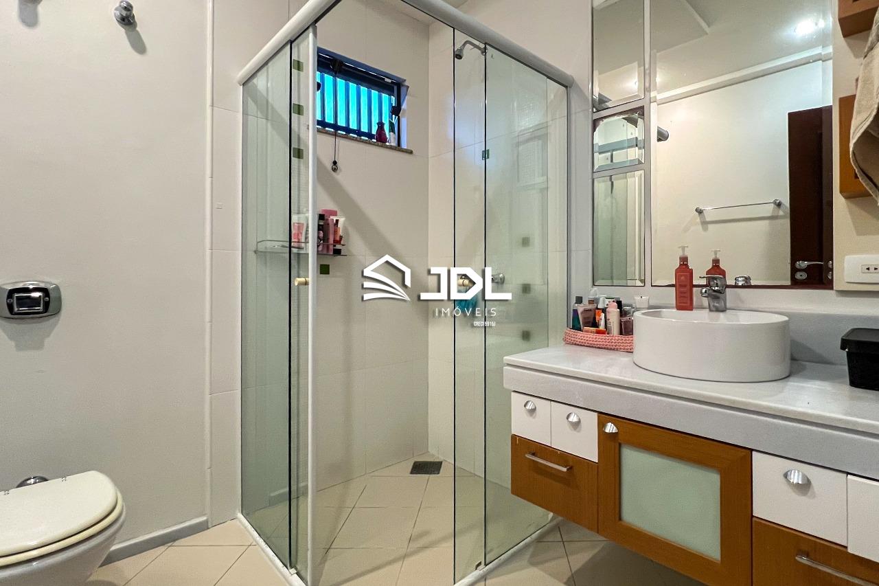 Casa à venda no bairro Tribess: 