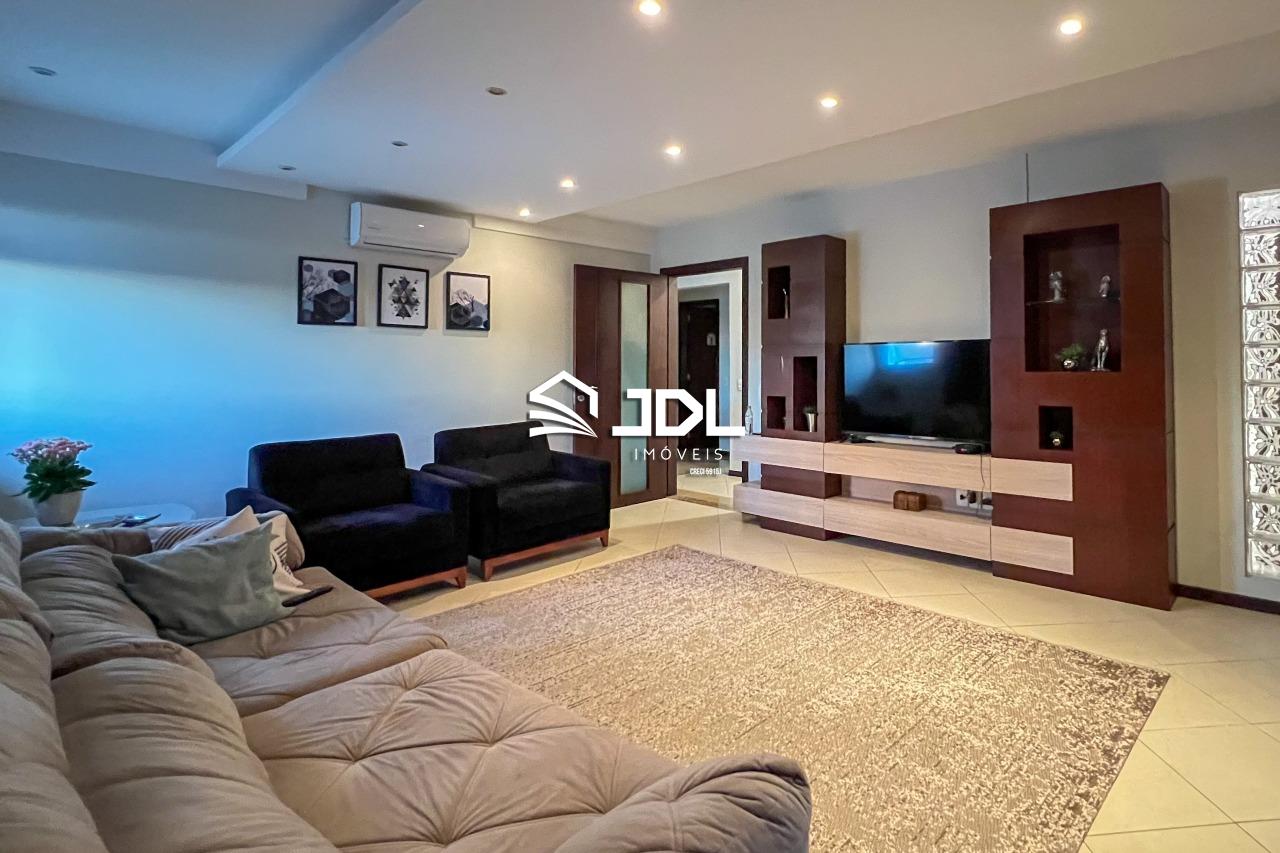 Casa à venda no bairro Tribess: 